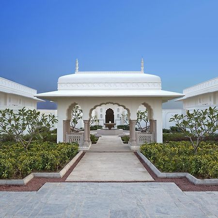 The Oberoi Sukhvilas Spa Resort, New Chandigarh Khizrabad ภายนอก รูปภาพ
