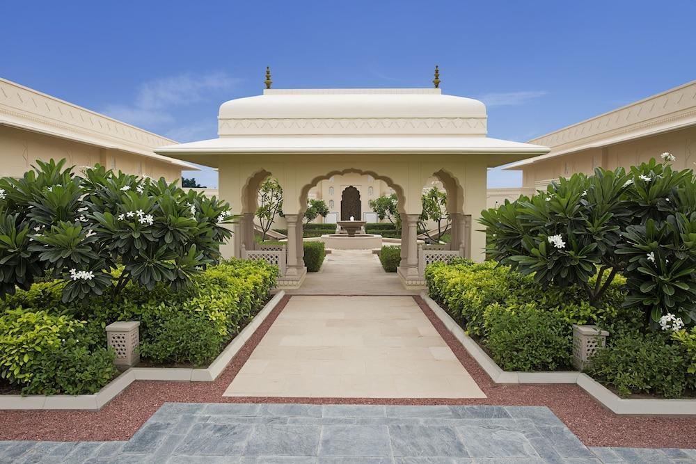 The Oberoi Sukhvilas Spa Resort, New Chandigarh Khizrabad ภายนอก รูปภาพ