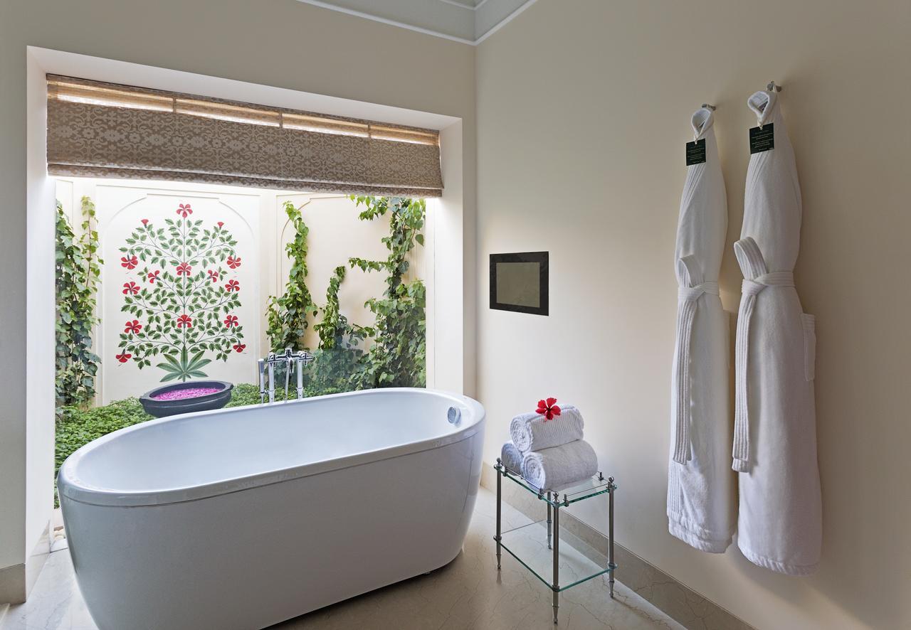 The Oberoi Sukhvilas Spa Resort, New Chandigarh Khizrabad ภายนอก รูปภาพ
